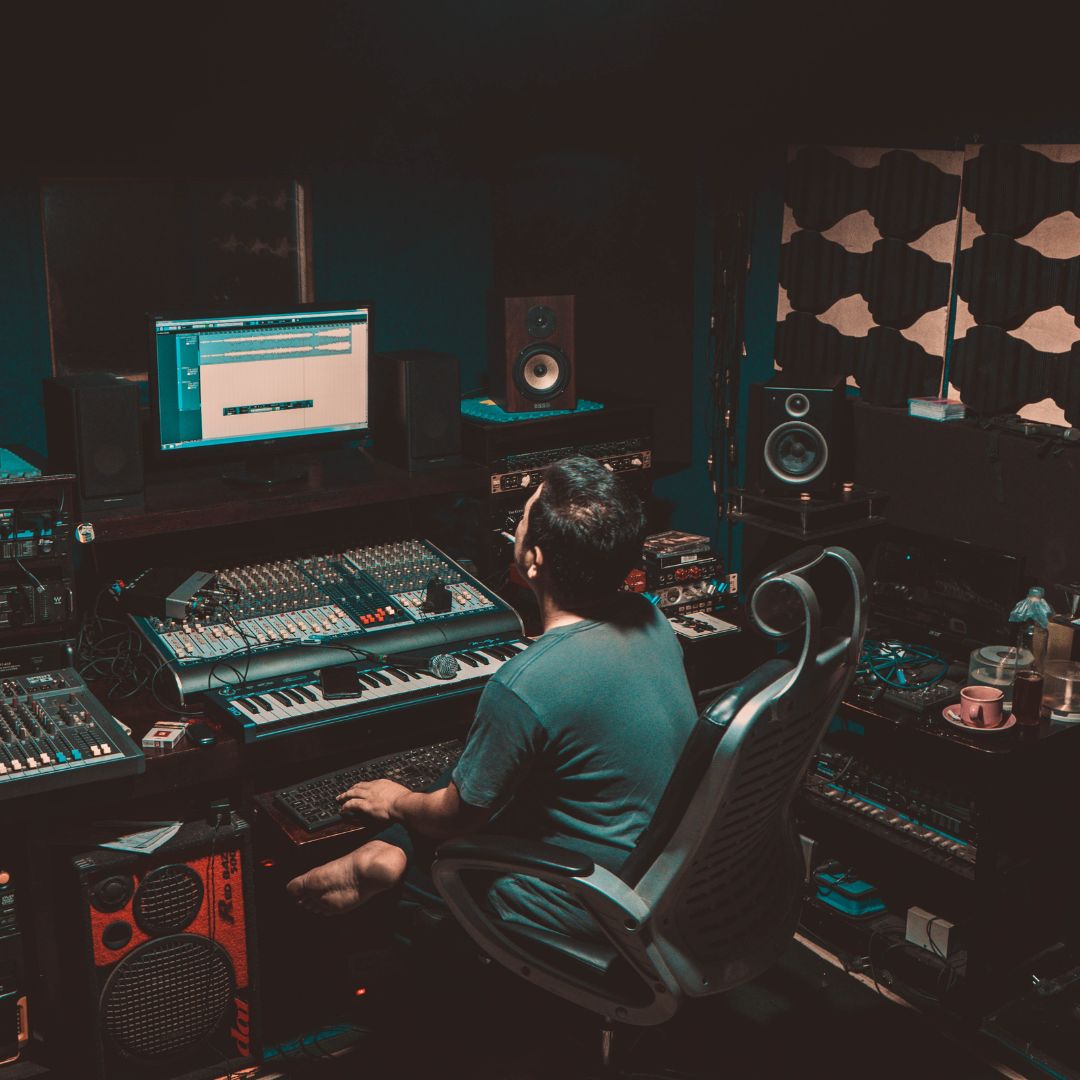 5 Essential Audio Effects for Post-Production Sound Design